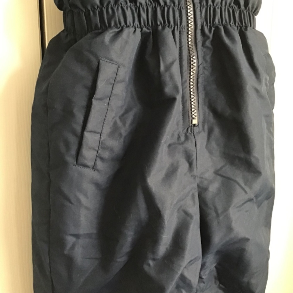 Rugged Bear snowbib❄️ - Picture 2 of 5